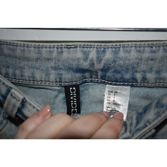 H&M Divided Acid Wash Blue Flare Jeans Size 4 - Picture 3 of 4